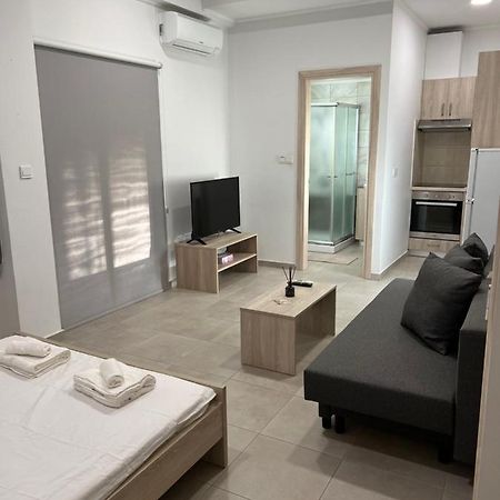 Modern City Center Studio Saripolou Limassol Extérieur photo